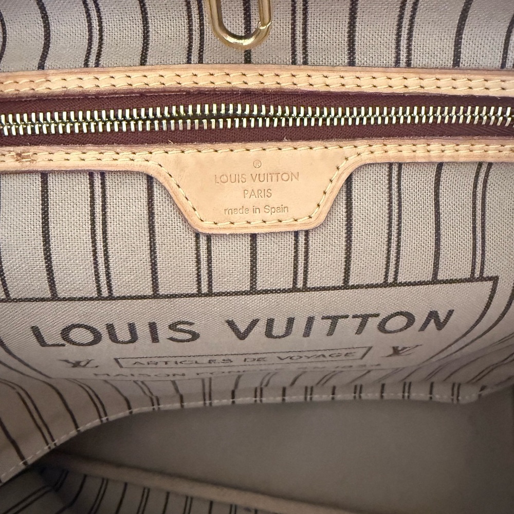 Authentic Louis Vuitton Neverfull MM - Picture 11 of 12